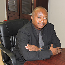 Elliot Mnisi